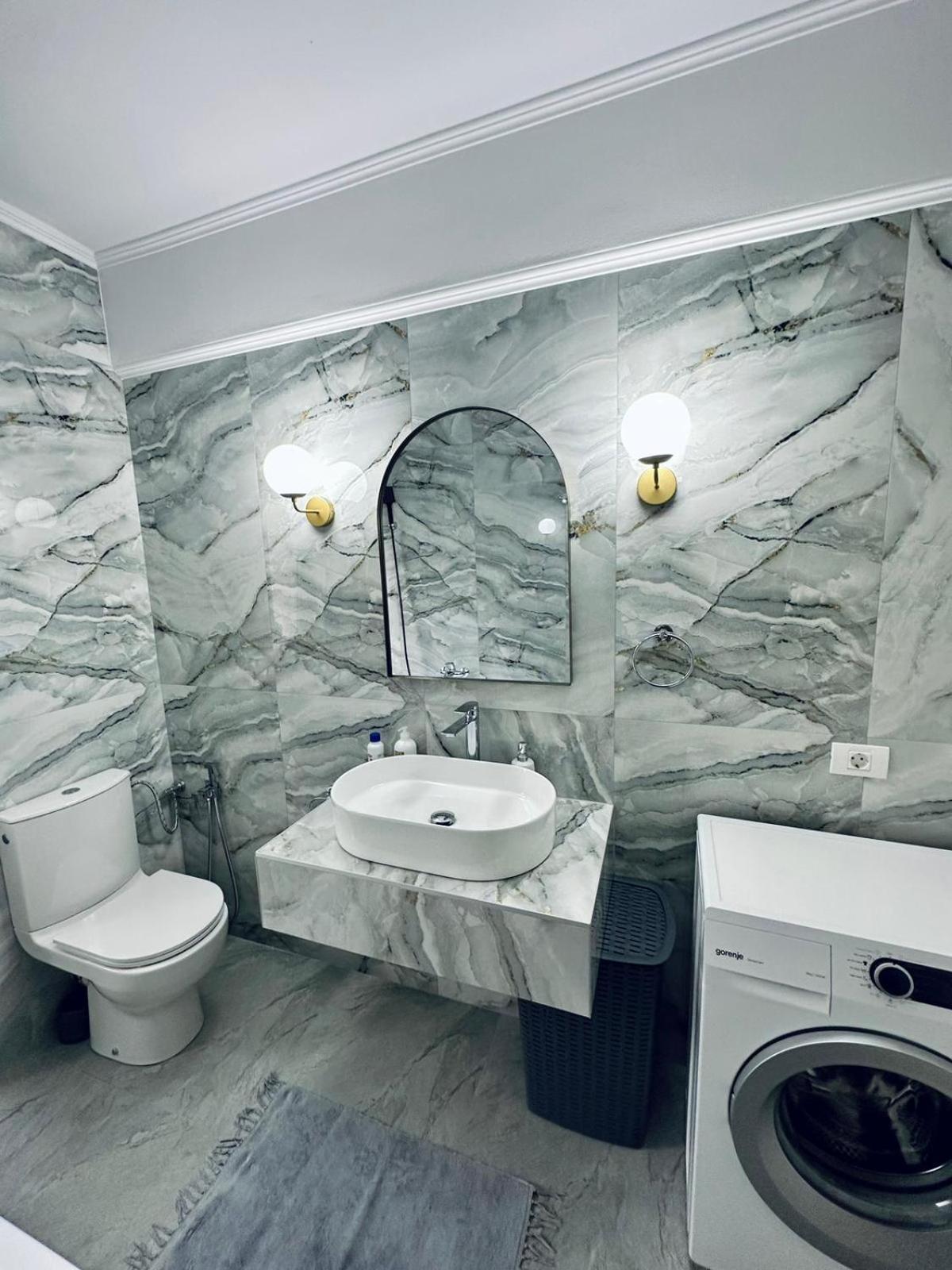 Sofiapartment Орадя Экстерьер фото